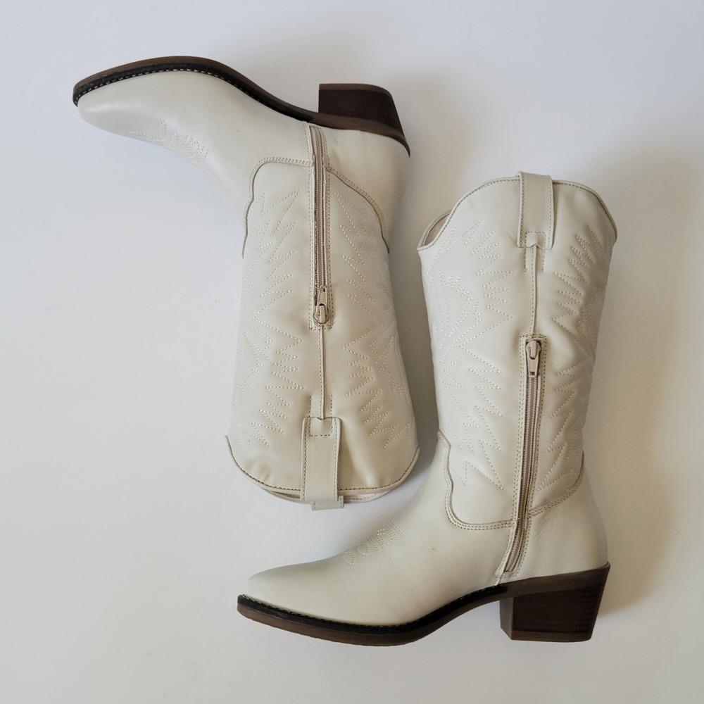 Steve Madden Hayward Western Boots 9M Ivory Knee High Cowgirl Minimalist Neutral - Picture 4 of 13